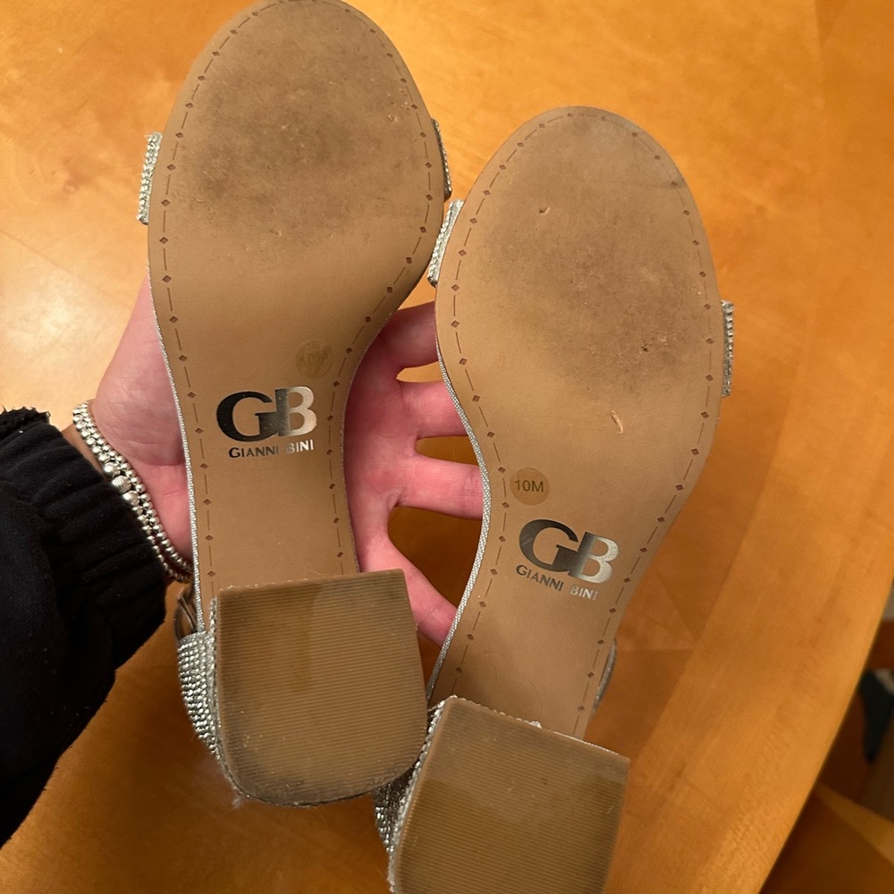 Elegant Silver Block Heel Sandals - Picture 12 of 12